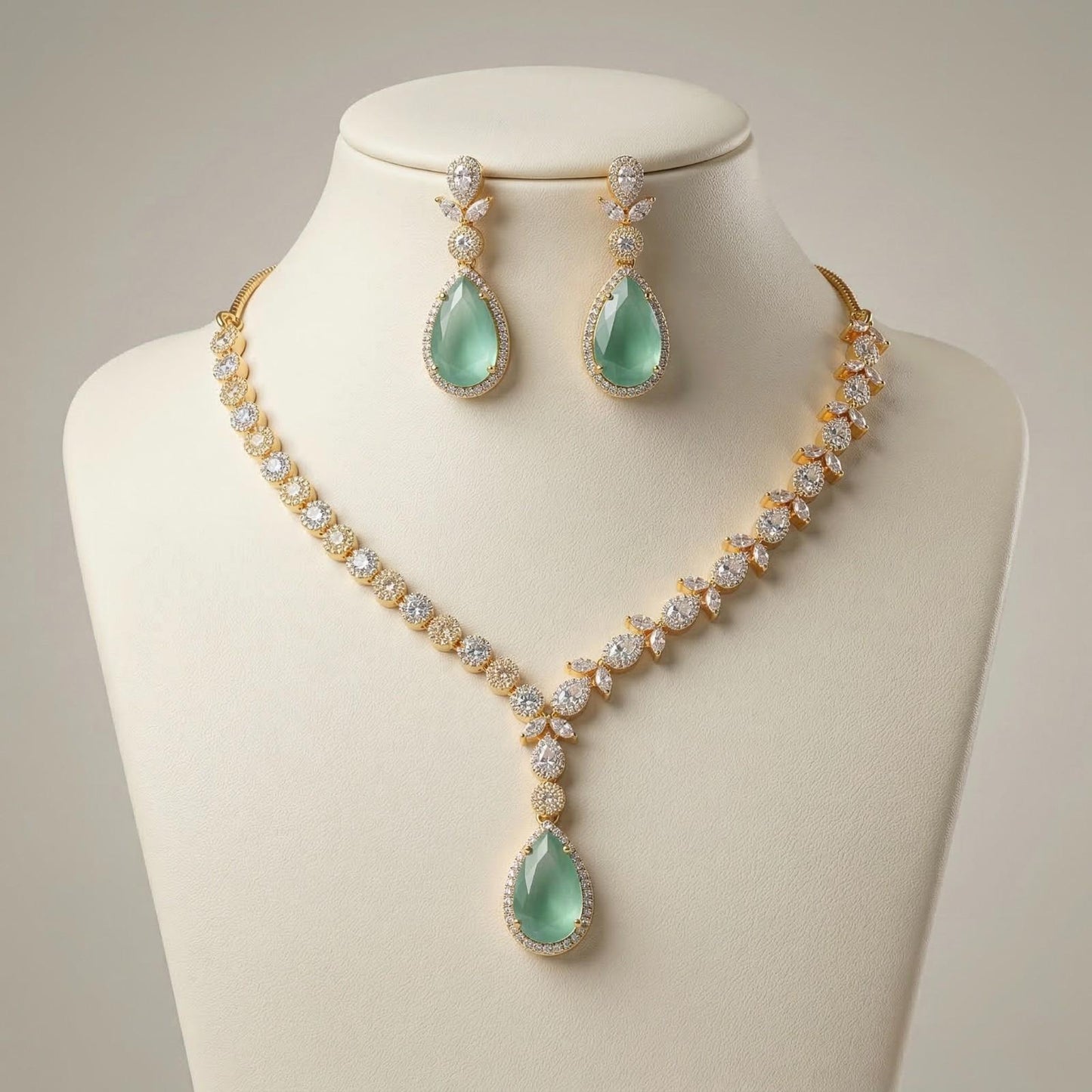 Sagar Drop on neckstand