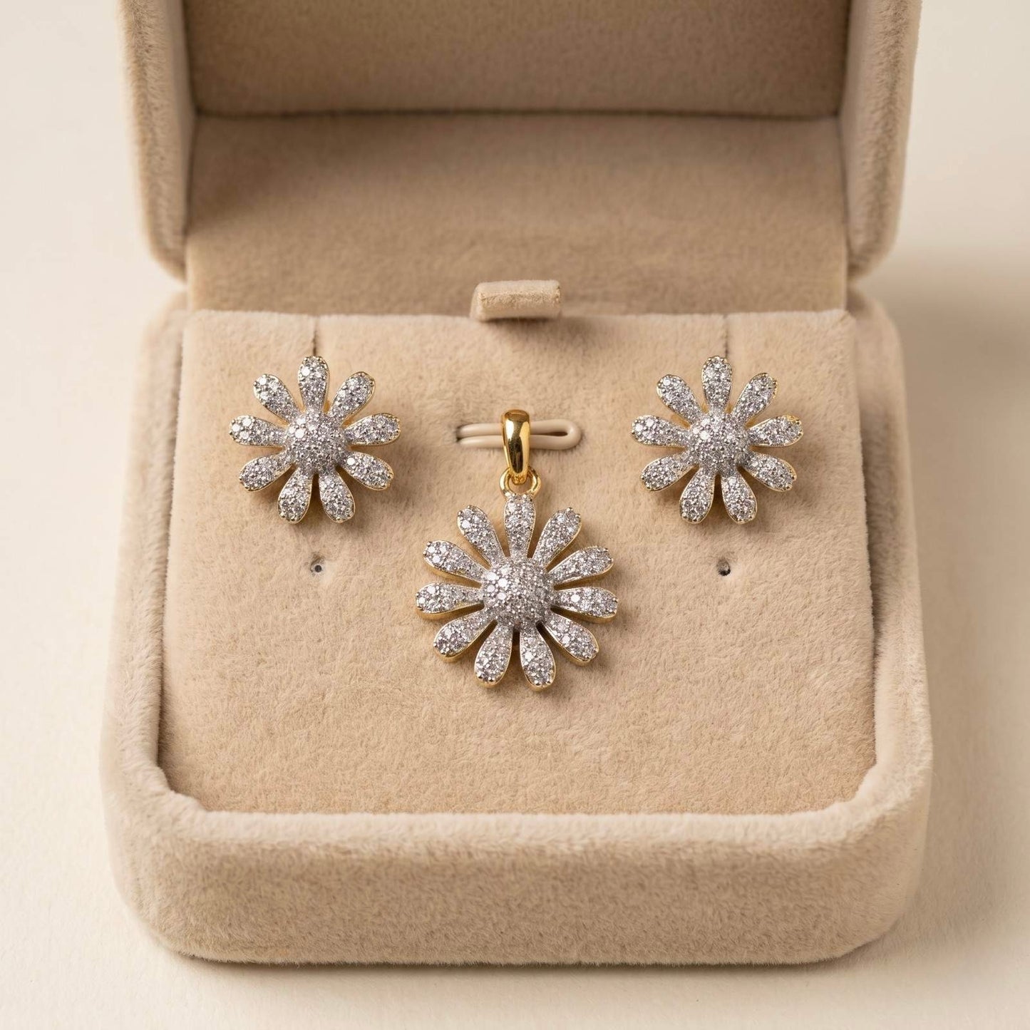 Sitara Phool in box