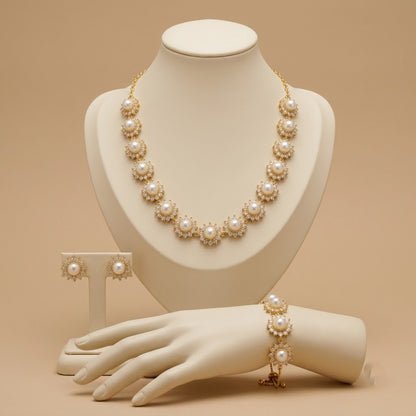 Pearl Bloom Necklace