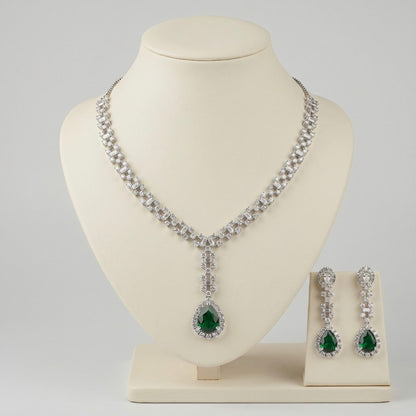 Emerald Drop with showcase