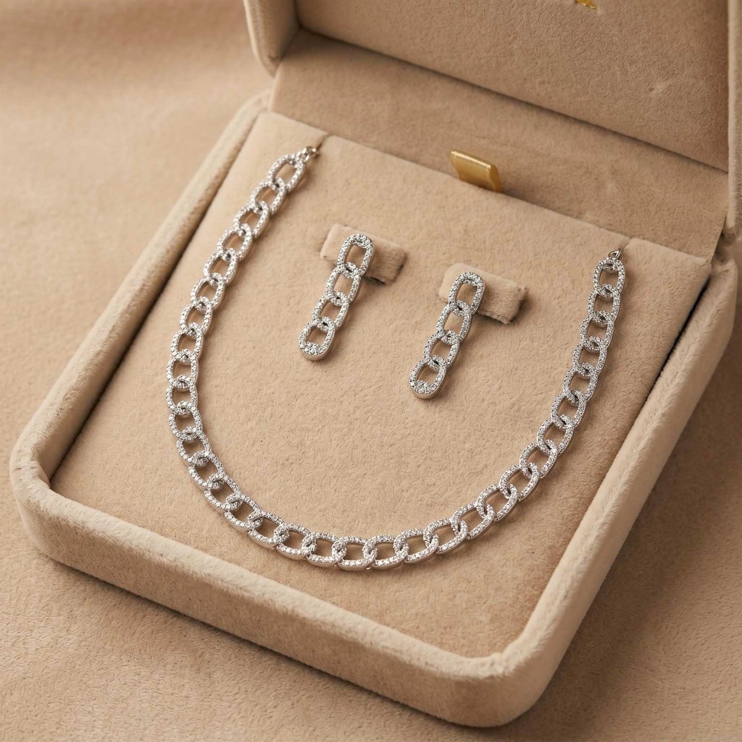 Silver Link