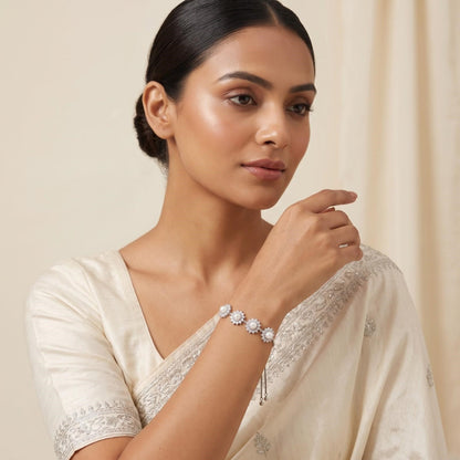 Pearl Bloom Bracelet