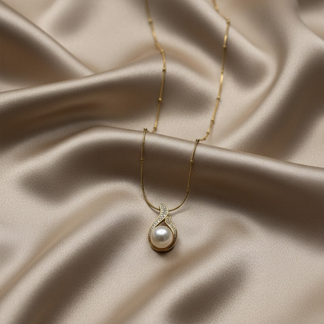 Pearl Grove pendant