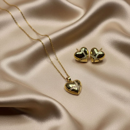 Luna Love with golden cloth