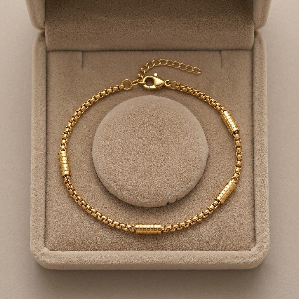 Linear Bar Bracelet