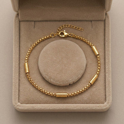 Linear Bar Bracelet