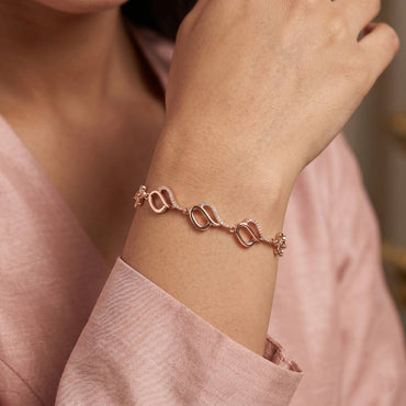 Flower Line Bracelet