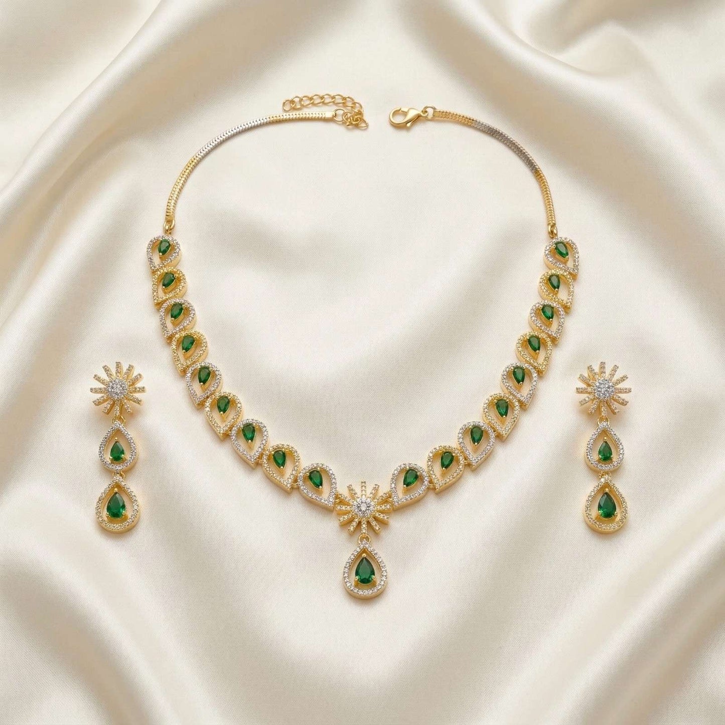 Chandrika Emerald Bloom