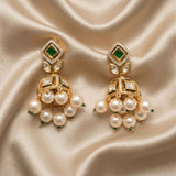 Noorika Emerald Jhumka