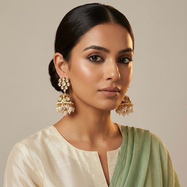 Phool Noor with indian dress