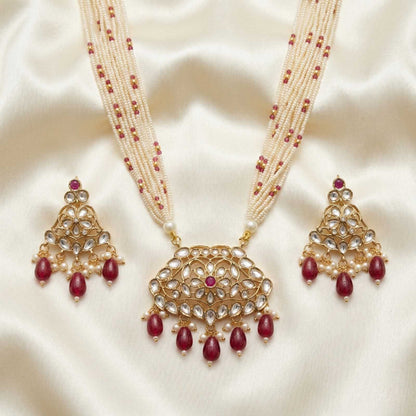 Meher Rani with other jewellery