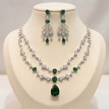 Noor Layers with neckstand