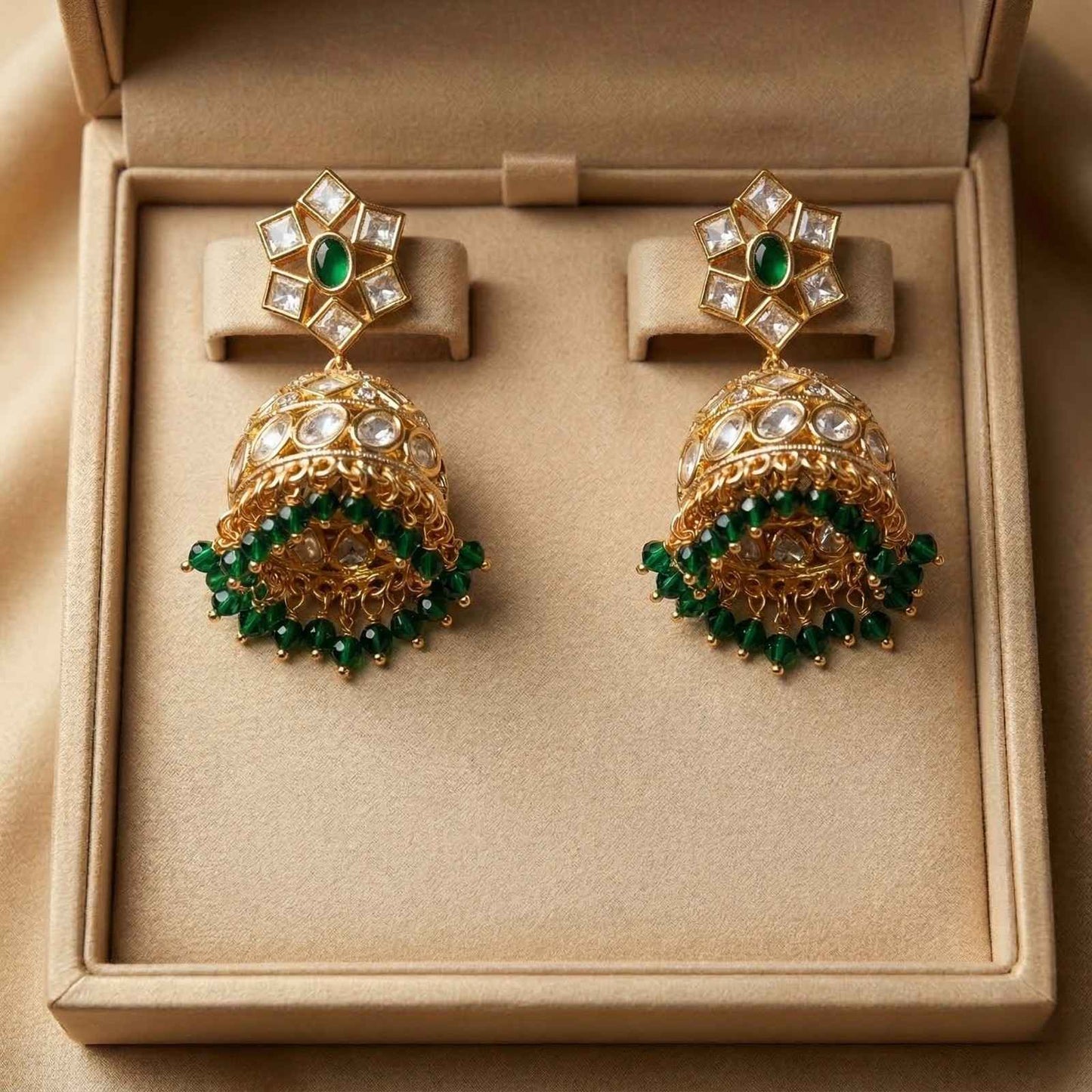Emerald Noor in box