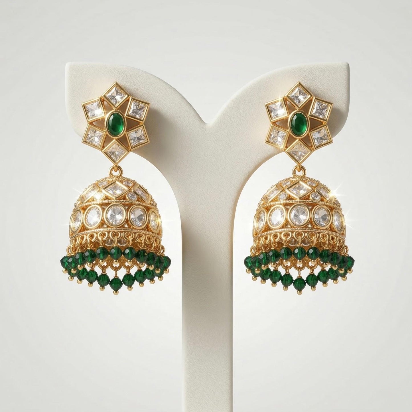 Emerald Noor with hook